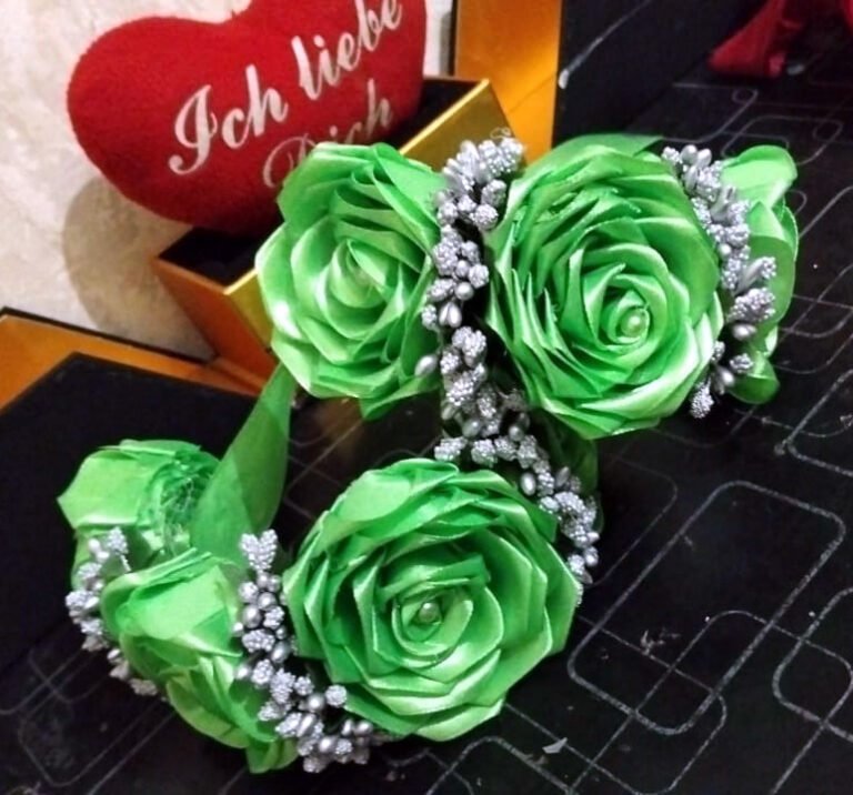 Flower Bracelet - Bloom Craft - The Art of Everlasting Beauty